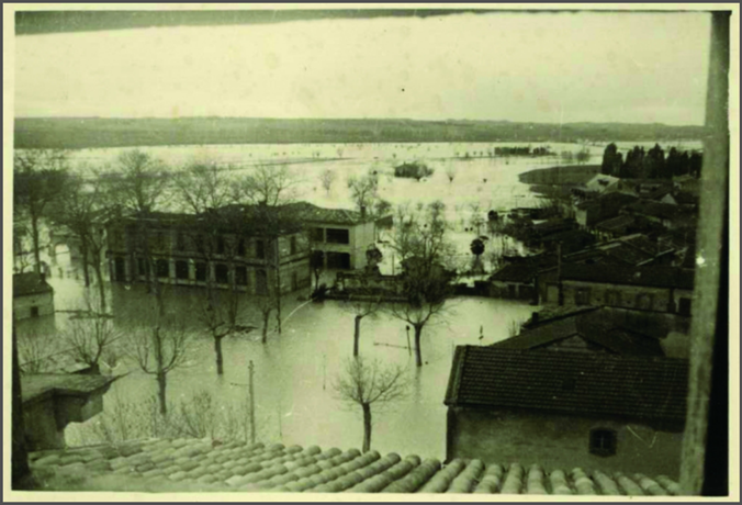 Photo de la crue de l'Hers-mort en février 1952 à Baziège